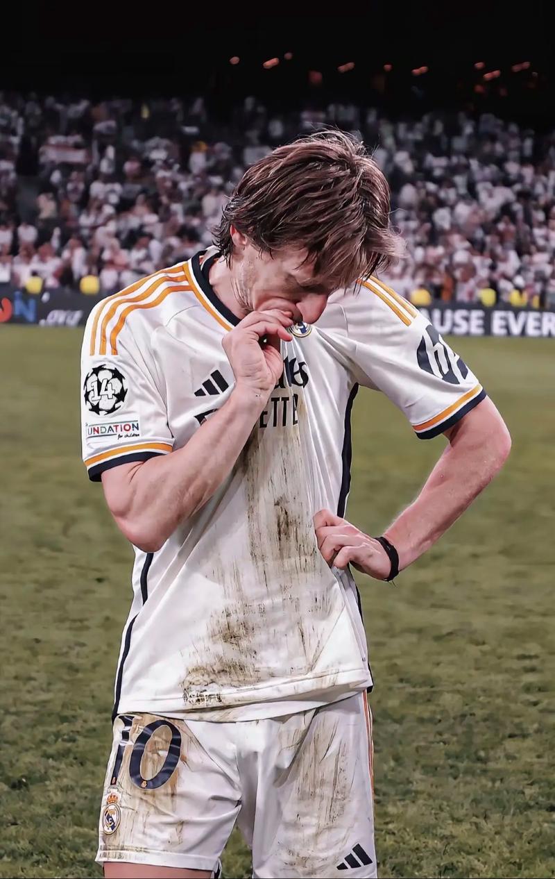 内姆布哈德延续状态＆弗拉格半场高效，独行侠半场领先10分